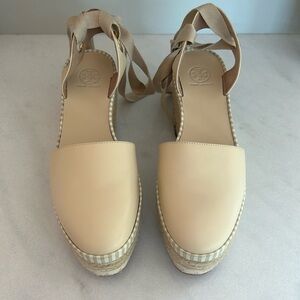 Tory Burch
Women's Dandy Lace Up Platform Espadrilles size 8.5